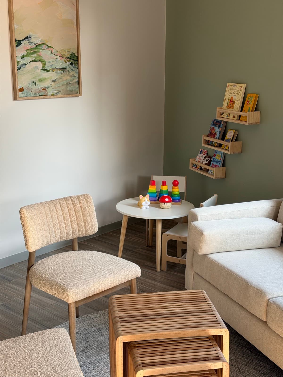 Waiting room with a dedicated children's corner